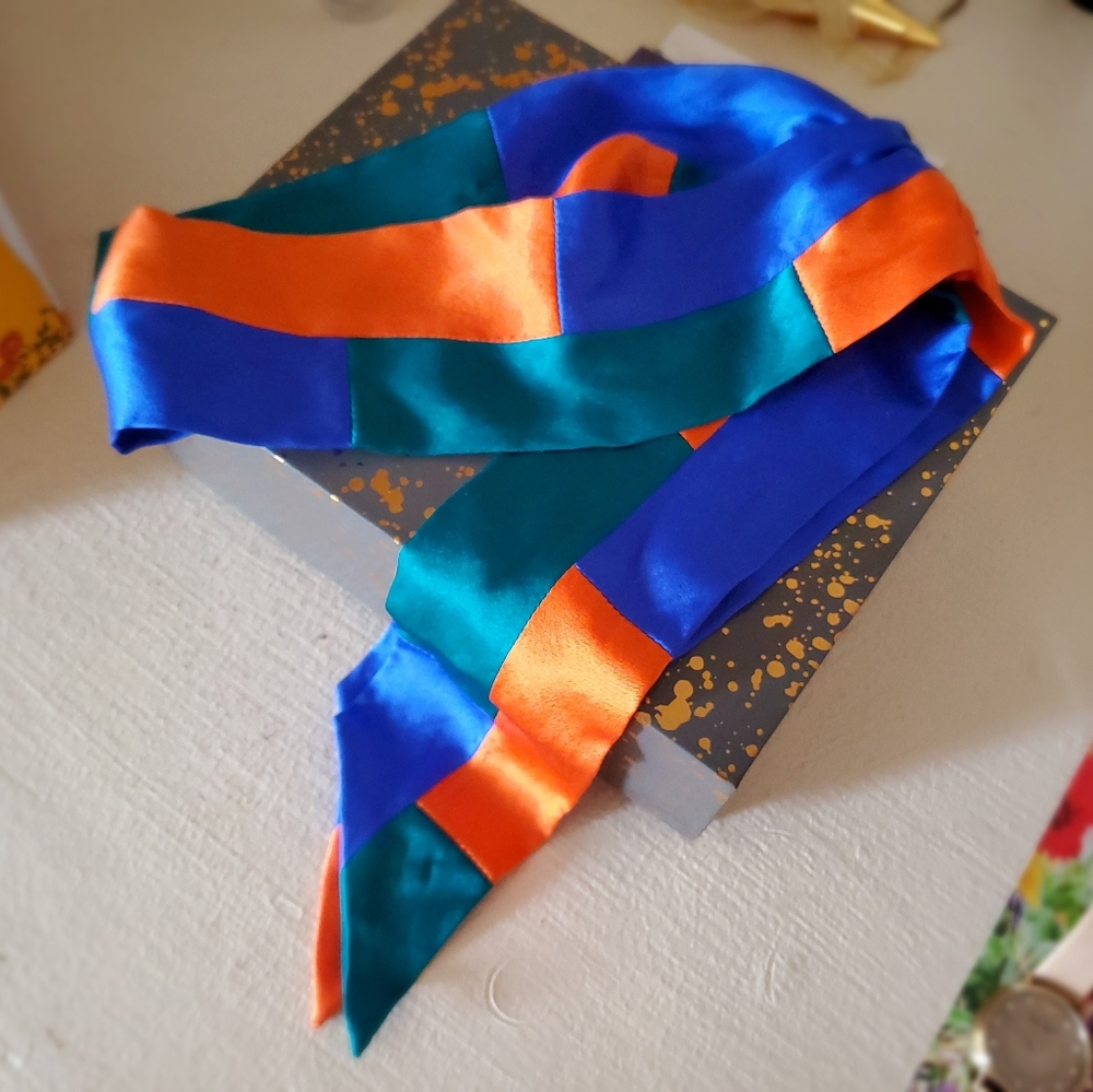 L. Erickson Head Band Read Description